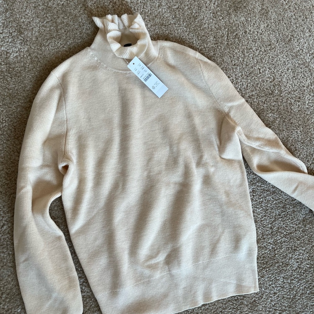 NWT J Crew Merino Wool frilly turtleneck sweater